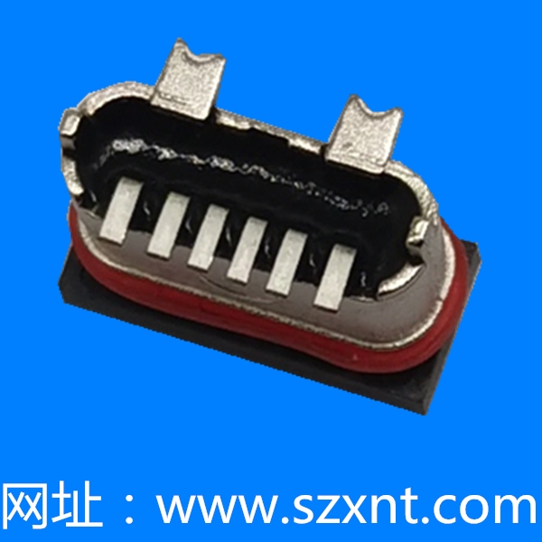香港TYPE C 6P 立式 鋅合金外殼